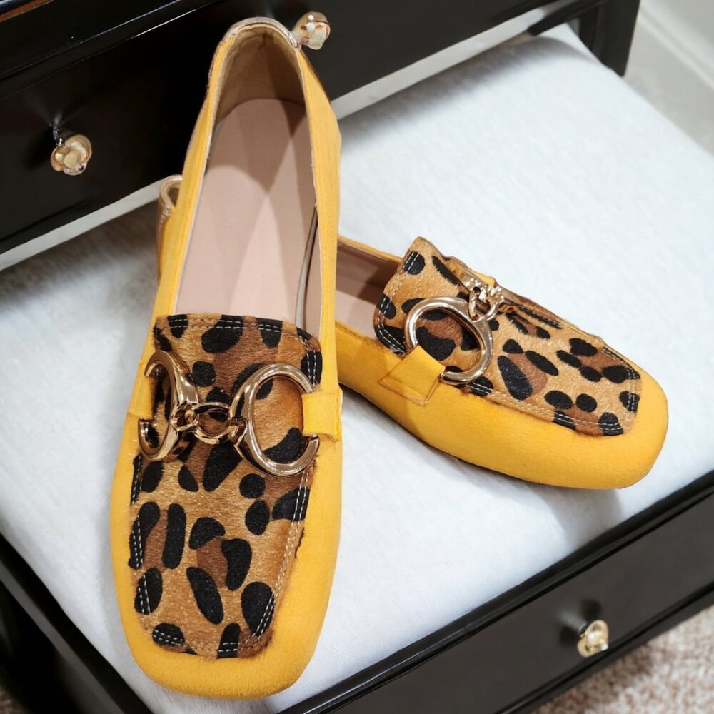 Women's Suede Flats